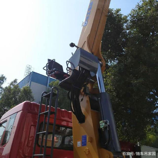 張家界眾誠機(jī)械設(shè)備租賃有限公司,吊車出租,張家界高空作業(yè)車出租 張家界眾誠機(jī)械設(shè)備租賃有限公司,吊車出租,張家界高空作業(yè)車出租